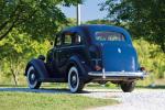 Plymouth Deluxe 4-Door Touring Sedan 1936 года